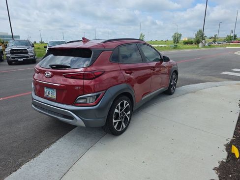 Used 2022 Hyundai Kona Limited FWD image 5