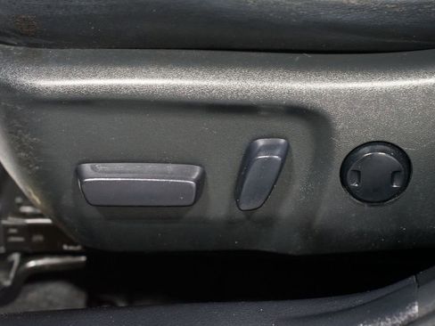 Used 2014 Toyota Camry SE FWD image 28