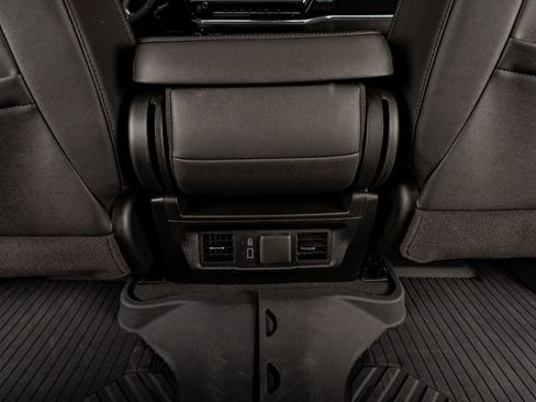 Used 2025 Chevrolet Silverado 2500 LT w/ Safety Package image 34