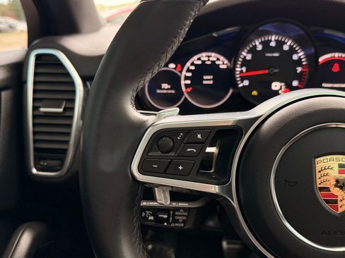 Used 2020 Porsche Cayenne S AWD/4WD image 50