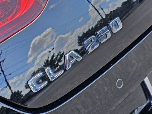 Certified 2023 Mercedes-Benz CLA 250 4MATIC image 33