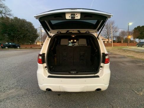 Used 2024 Dodge Durango GT image 6