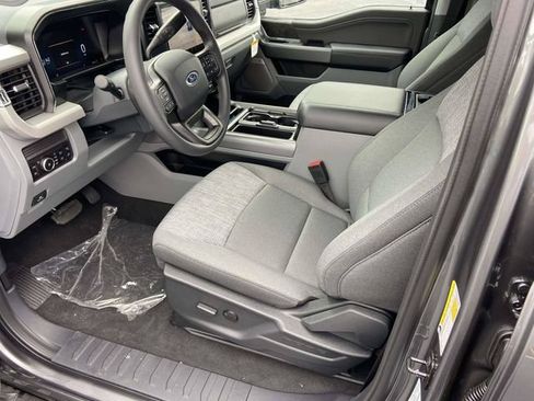 Used 2026 Ford F250 XLT w/ XLT Premium Package AWD/4WD image 5