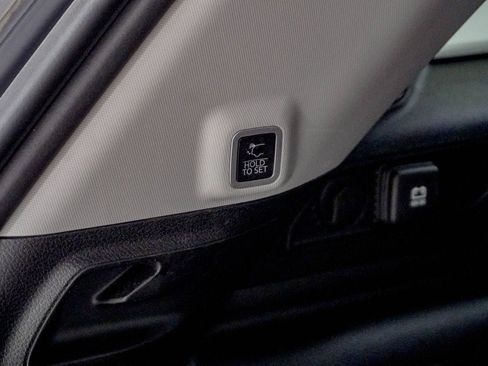 Used 2022 Jeep Grand Cherokee Limited 4xe AWD/4WD image 9