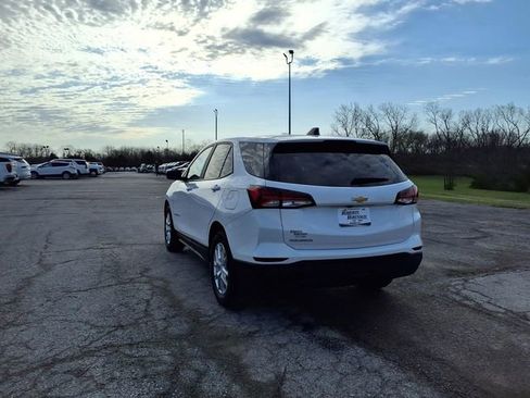 Used 2024 Chevrolet Equinox LS w/ LS Convenience Package FWD image 29