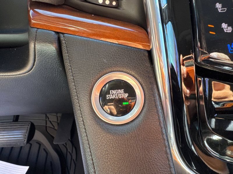 Used 2018 Cadillac Escalade ESV Premium Luxury RWD image 36