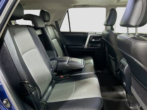 Used 2023 Toyota 4Runner SR5 Premium image 27