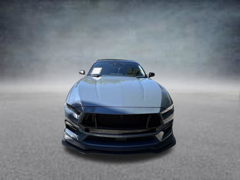 Used 2025 Ford Mustang Coupe RWD image 2