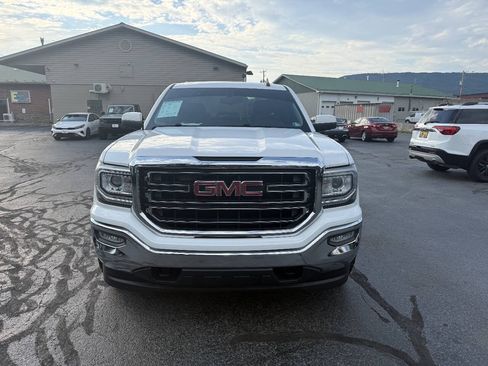 Used 2016 GMC Sierra 1500 SLE w/ SLE Value Package AWD/4WD image 4