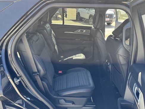 New 2026 Ford Explorer ST-Line image 23