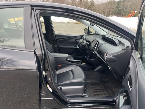 Used 2022 Toyota Prius Prime Limited image 28