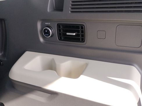 Used 2024 Hyundai Santa Fe SEL image 36