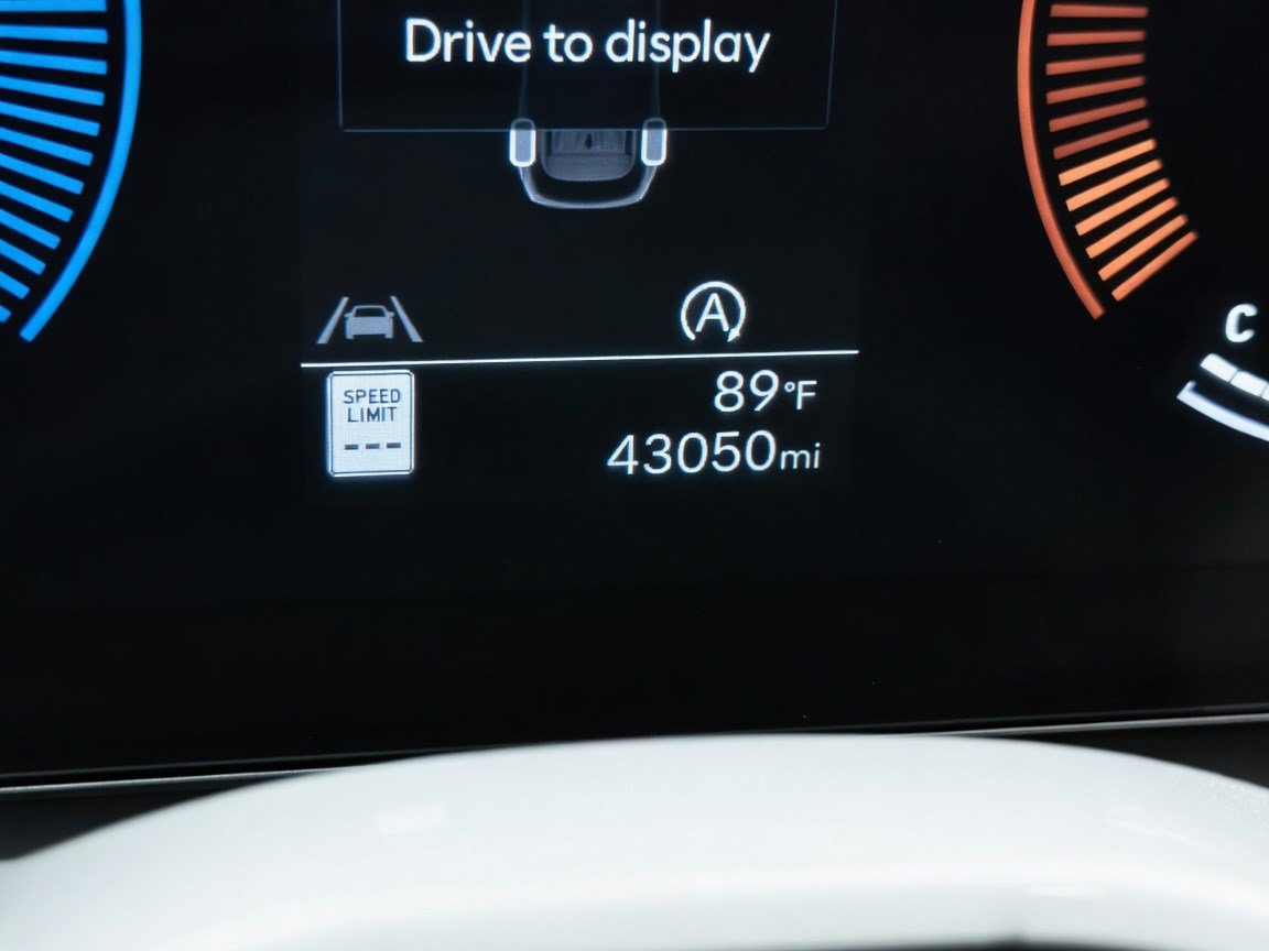 Used 2025 Hyundai Tucson SEL FWD image 8