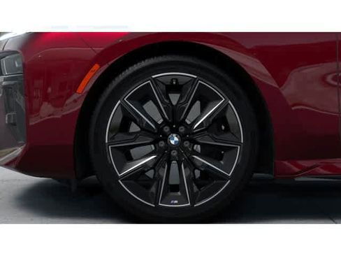New 2026 BMW 760i xDrive w/ Executive Package image 8