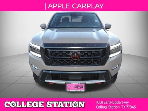 Used 2024 Nissan Frontier PRO-4X w/ Technology Package AWD/4WD image 9