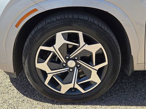 Used 2021 Hyundai Palisade Calligraphy image 9