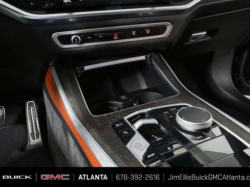 Used 2024 BMW X5 xDrive40i w/ M Sport Package AWD/4WD image 17