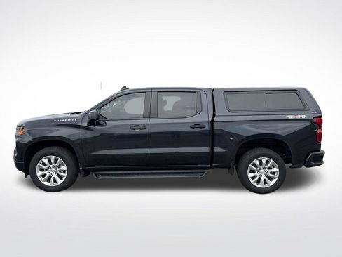 Used 2023 Chevrolet Silverado 1500 Custom AWD/4WD image 3