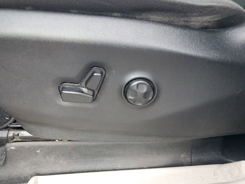 Used 2020 Chrysler Voyager LX w/ Cold Weather Group image 39