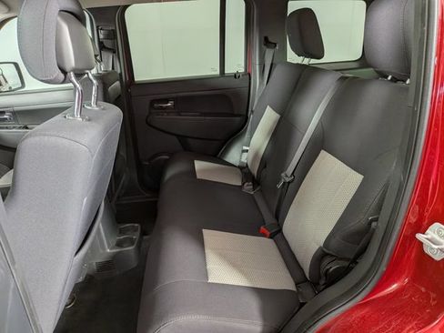 Used 2010 Jeep Liberty Sport w/ Popular Equipment Group AWD/4WD image 22