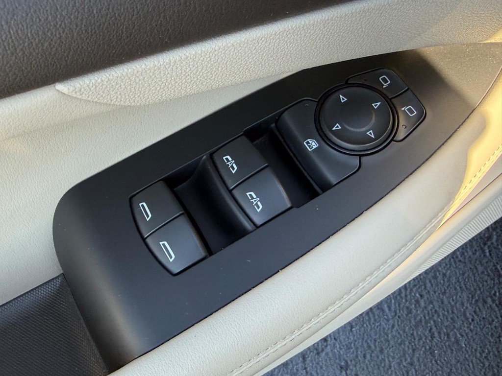 Used 2017 Buick LaCrosse Preferred FWD image 15