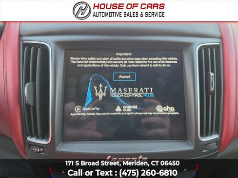 Used 2017 Maserati Levante AWD/4WD image 31