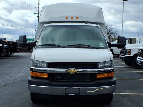 New 2025 Chevrolet Express 3500 w/ Power Convenience Package RWD image 21