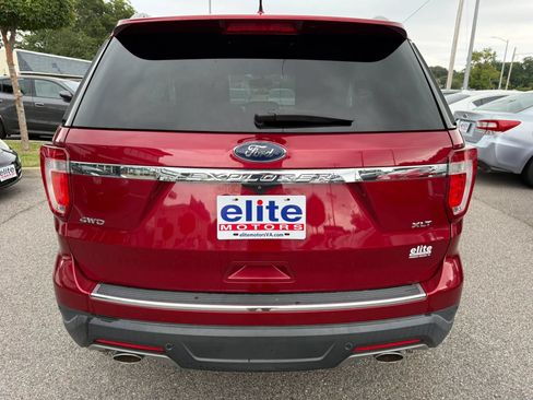 Used 2018 Ford Explorer XLT w/ Equipment Group 202A AWD/4WD image 6