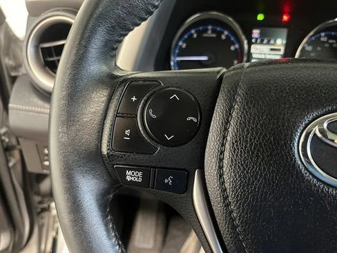 Used 2016 Toyota RAV4 XLE FWD image 25