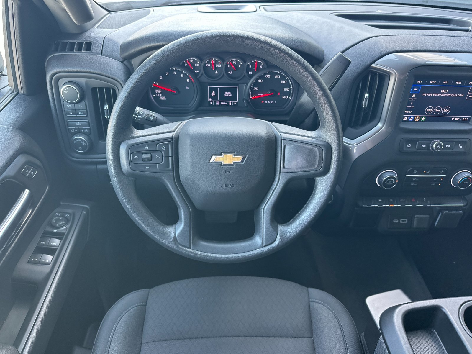 Used 2026 Chevrolet Silverado 1500 Custom w/ Turbomax Blackout Package AWD/4WD image 14