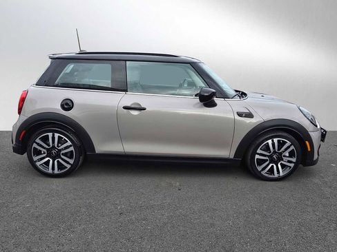 Used 2023 MINI Cooper S image 2
