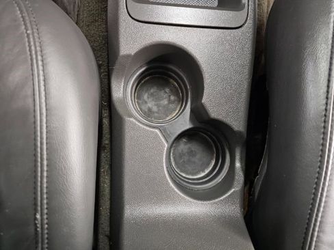 Used 2005 Chevrolet Colorado LS image 17