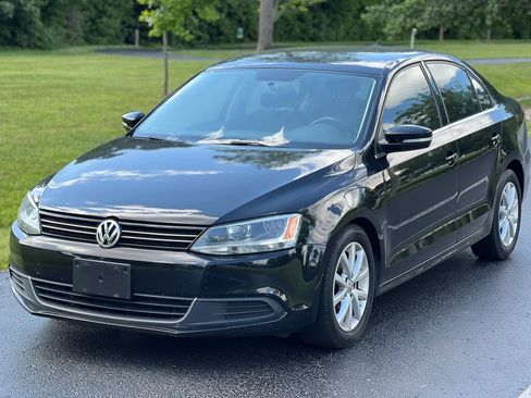 Used 2014 Volkswagen Jetta SE FWD image 1