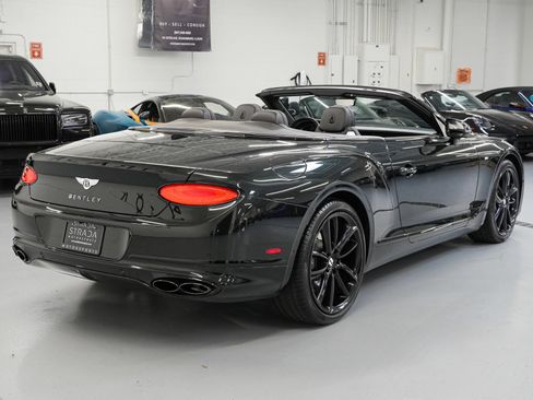 Used 2022 Bentley Continental GT AWD/4WD image 35