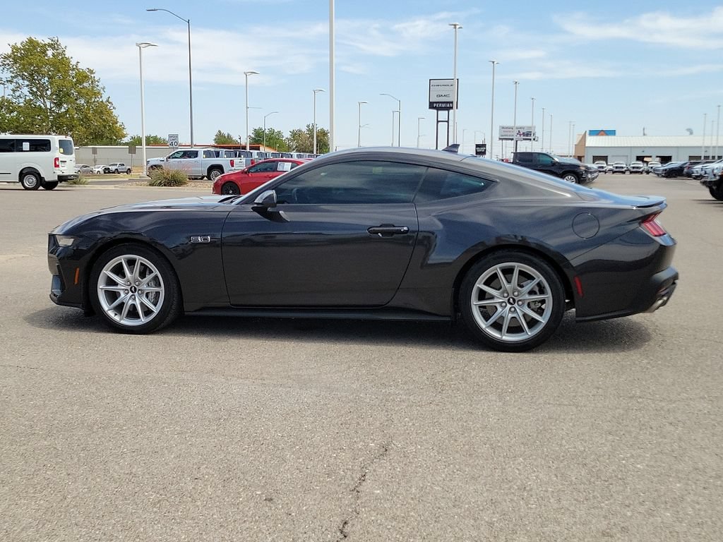 Used 2024 Ford Mustang GT Premium RWD image 7