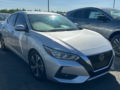 Certified 2021 Nissan Sentra SV image 2