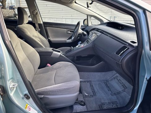 Used 2012 Toyota Prius One image 16