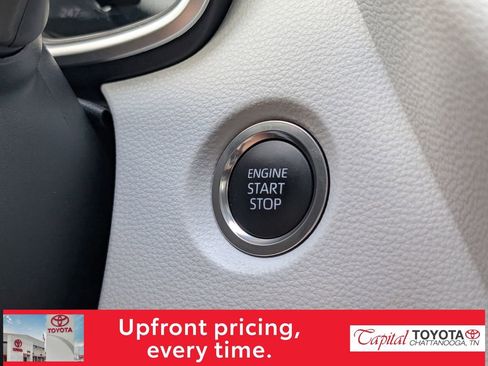 Used 2025 Toyota Corolla XSE FWD image 18