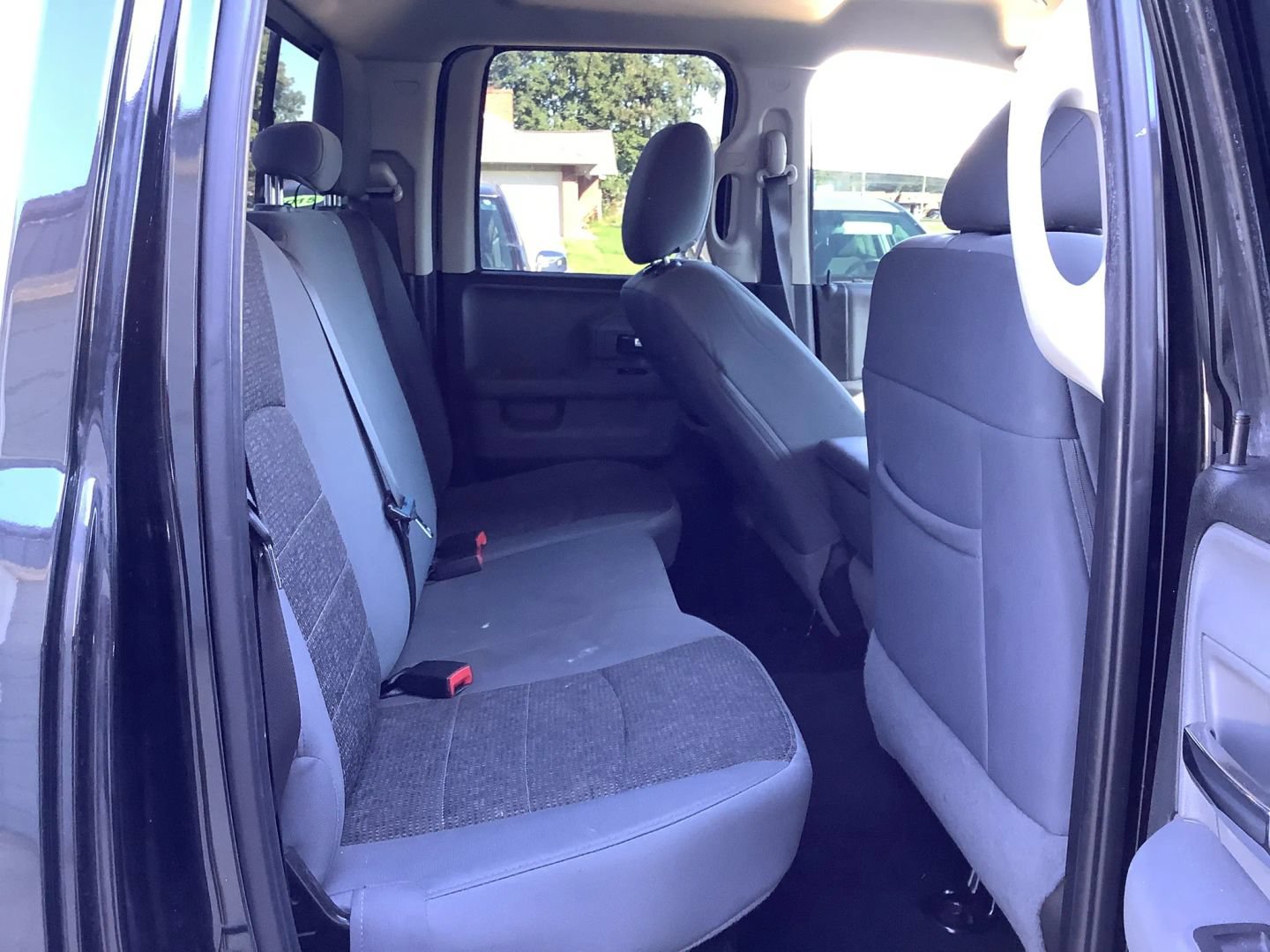 Used 2019 RAM 1500 Classic SLT w/ Luxury Group AWD/4WD image 16