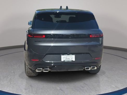 New 2026 Land Rover Range Rover Sport Dynamic SE AWD/4WD image 6