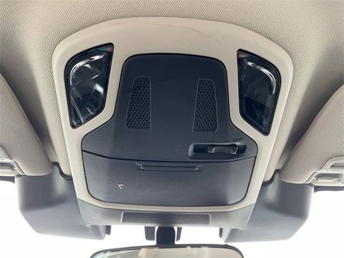 Used 2023 Subaru Outback 2.5i Premium image 26