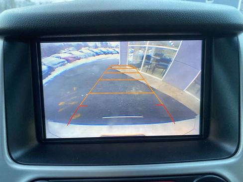 Used 2016 GMC Yukon SLT w/ Open Road Package image 18