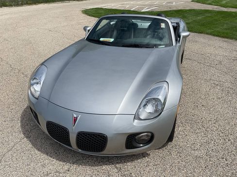 Used 2007 Pontiac Solstice GXP w/ Premium Package RWD image 11