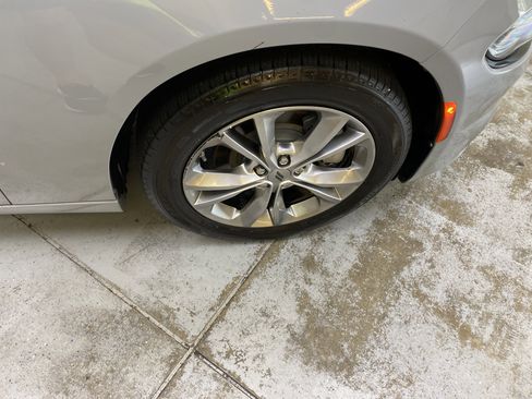 Used 2022 Dodge Charger SXT image 14