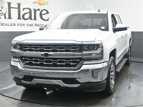 Used 2018 Chevrolet Silverado 1500 LTZ w/ Sport Package image 7