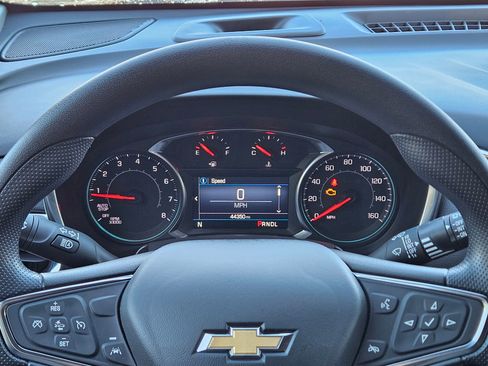 Used 2024 Chevrolet Equinox LT image 16