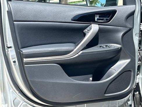 New 2025 Mitsubishi Eclipse Cross SE image 17