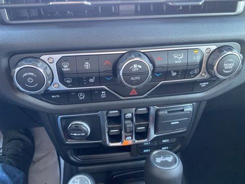 New 2025 Jeep Wrangler Sport S image 20