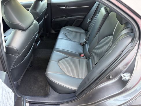 Used 2024 Toyota Camry SE w/ Cold Weather Package AWD/4WD image 9