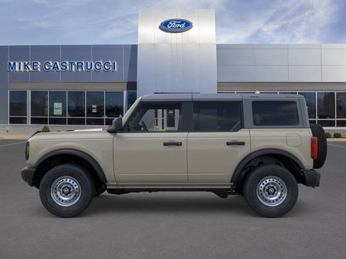 New 2026 Ford Bronco 4-Door AWD/4WD image 3